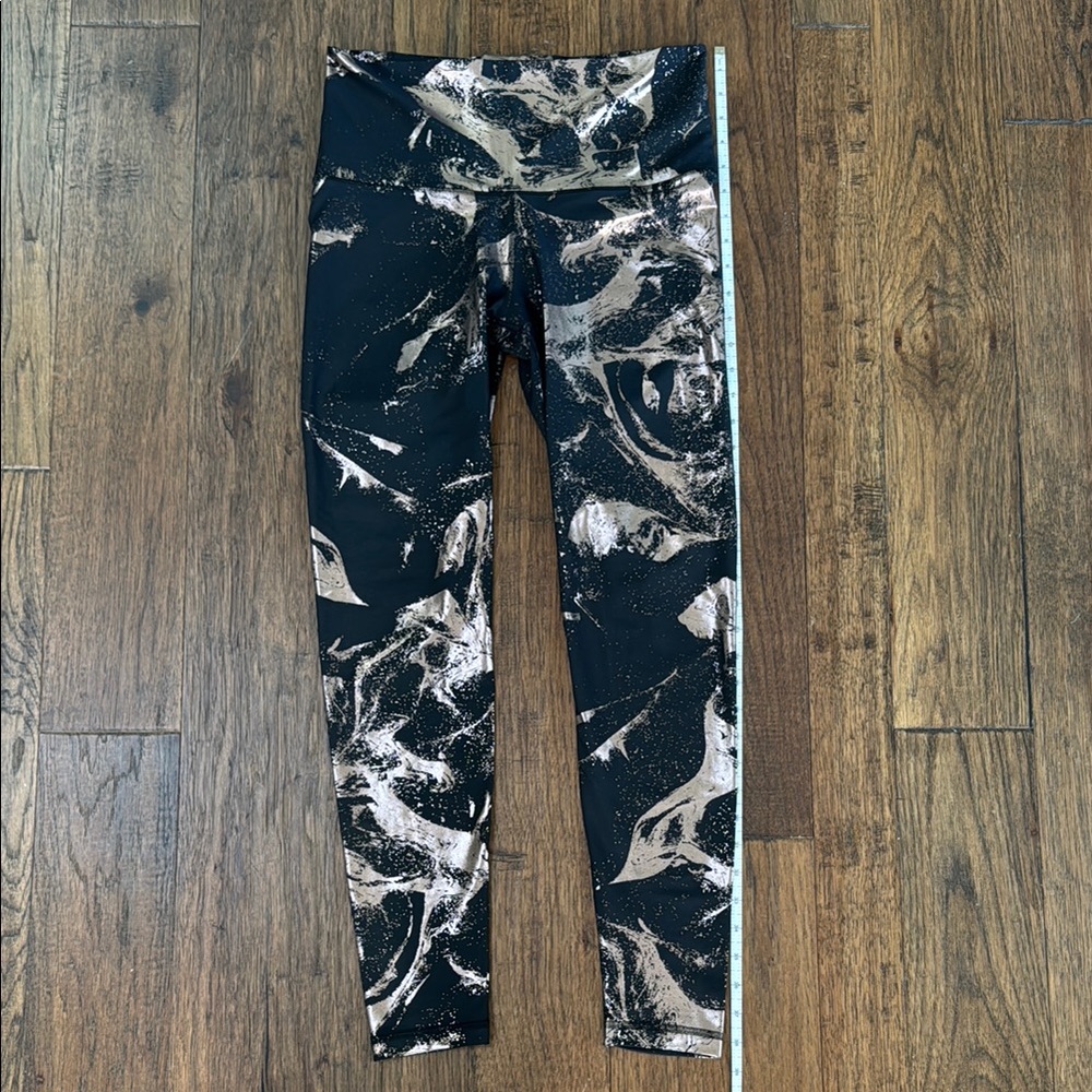 Women’s Old Navy Active leggings, size: L
